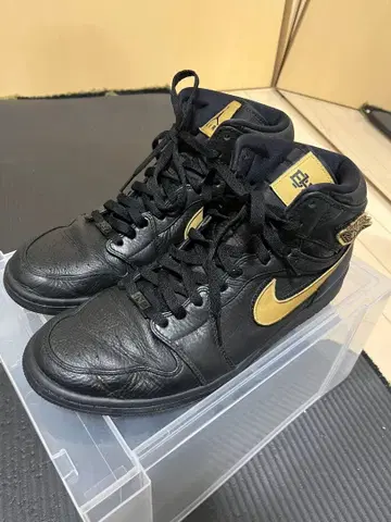 Jordan 1 Retro BHM 스니커즈 30cm