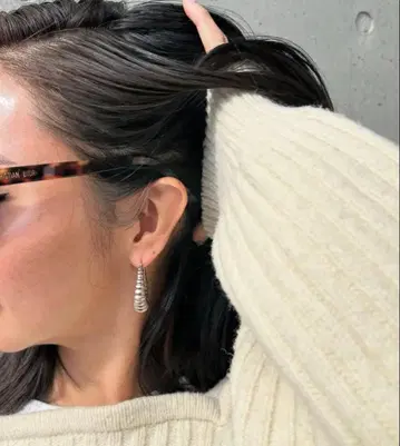 Sorm'86 단고무시 귀걸이 실버925