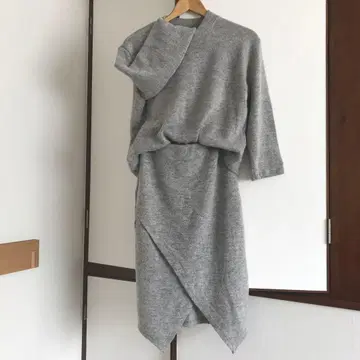 새상품급! Narcissus/나르시스 그레이 셋업