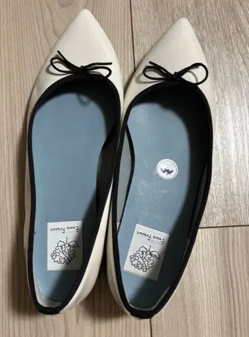 엠마 프랜시스 스틸레토 플랫 발레 슈즈