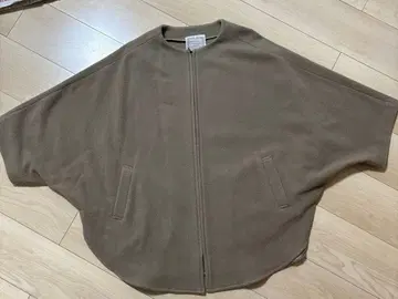 비어즐리 Beardsley 울 판초