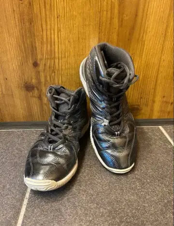 미즈노 23cm 웨이브 다이버스 스니커즈 블랙