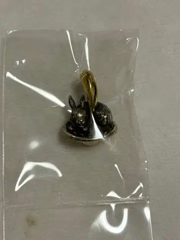 카스우 공방 토끼와 버섯 펜던트 탑