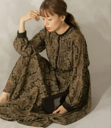 URBAN RESEARCH Sonny Label 다마스크 프린트 원피스