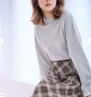 [택 포함 새상품] 세탁 가능한 수플레 보틀넥 니트 라이트 그레이