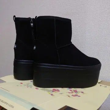 보아 통굽 부츠 블랙 플랫폼 38/24.0 인힐 11cm