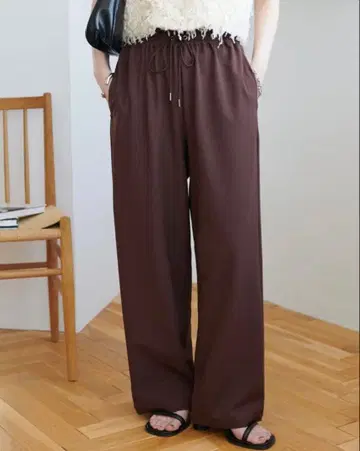 Discoat 드레이프감 이지 팬츠 브라운 M