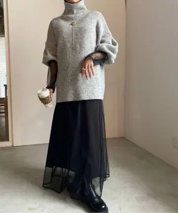 AMERI 오버 사이즈 퍼프 슬리브 니트