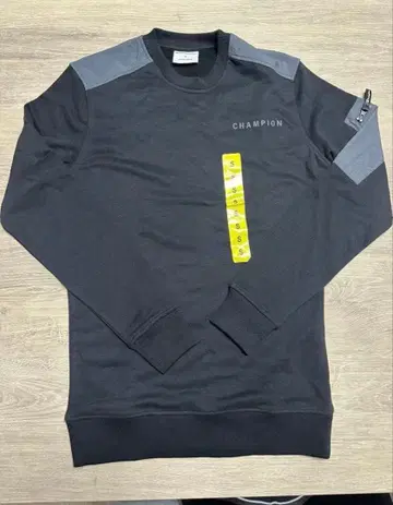 [ 미사용 새상품 ] Champion 블랙 긴팔 트레이닝복 S