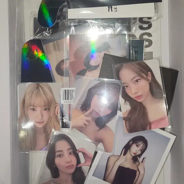 르세라핌 2023 2024 시즌그리팅 시그 23 24 포토카드 앨범