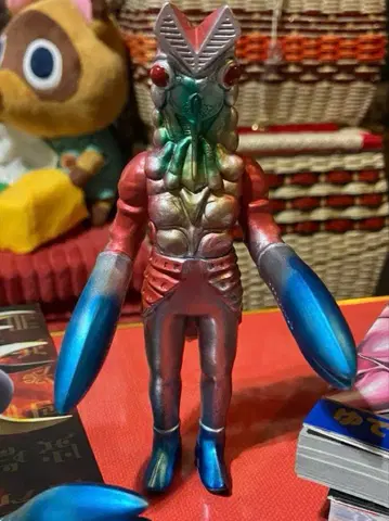 울트라 괴수 발탄 성인 캔디 페인팅 리페인트 소프트 비닐 울트라맨