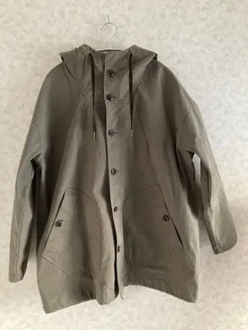 NOMBRE IMPAIR 판초 코트 올리브 카키 드로우 스트링