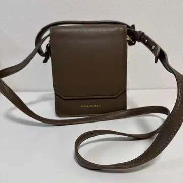 브라운 숄더백 합성 피혁