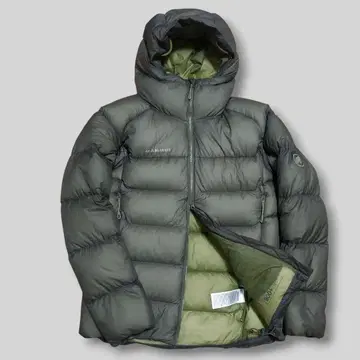 마무트 메론 IN 후디드 재킷 (900FP)