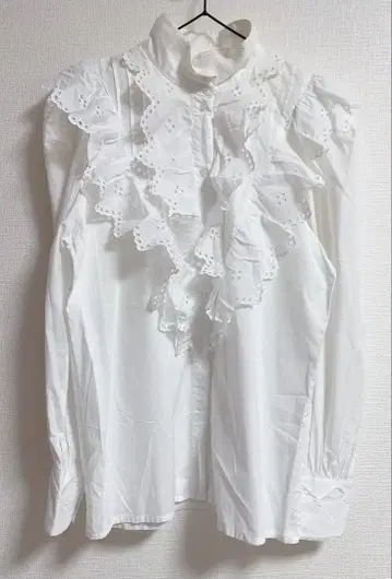 [ 구제 의류 ] 화이트 블라우스 프릴