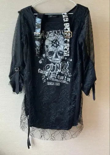 펑크 스타일 스컬 프린트 메쉬 상의 고스로리