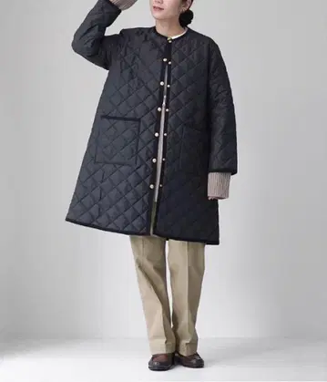 트래디셔널 웨더웨어 퀼팅 코트