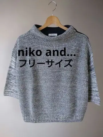 [ 새상품급 ] 니코앤드 보틀넥 스웨터 그레이 네이비 프리 사이즈