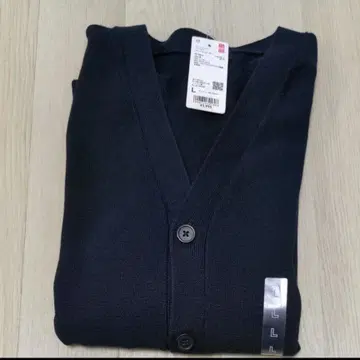유니클로 워셔블 밀라노 리브 V넥 가디건