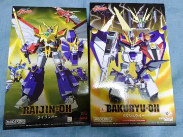 MODEROID 라이징오&바크류오 세트 상자에 흠집 있음