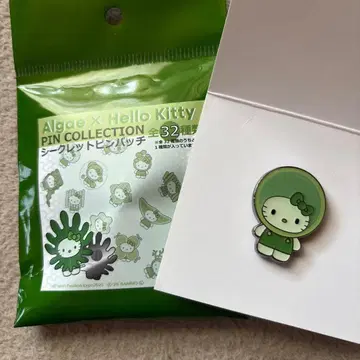 Algae x 헬로키티 시크릿 핀 배지 오사카 간사이 만박 일본관