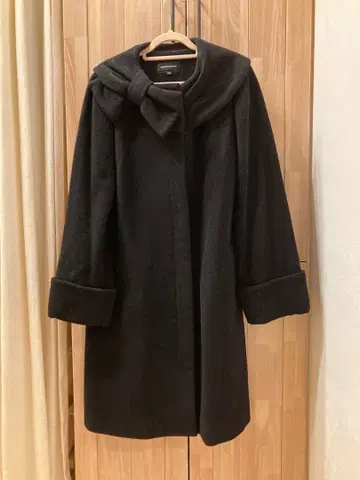 퀸즈 코트 QUEENS COURT 옷깃 리본 울 혼방 롱 코트