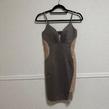 Jewels 타이트 미니 드레스