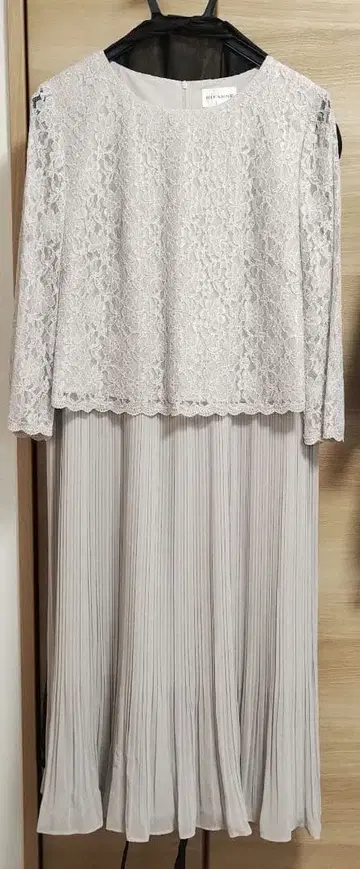 리팬네 자수 원피스 15호 미세스 도쿄 소와르 SOIR 세레모니 여성