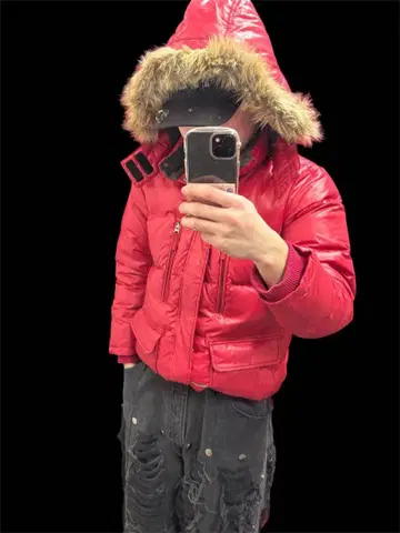 Y2K 퍼 다운 서프 스타일 시크 스타일 갸루 그런지 광택 레드