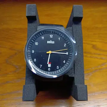 BRAUN 아날로그 손목시계