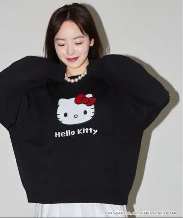 헬로키티 상량 자수 니트