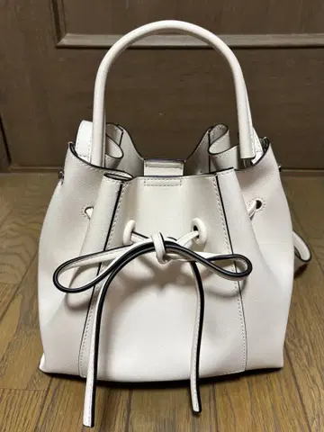 FRAY I.D 리본 백 화이트