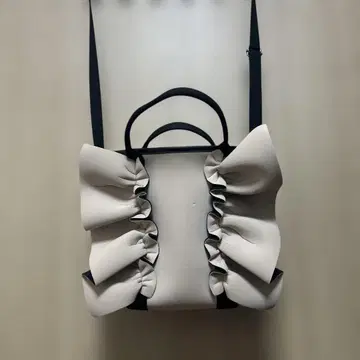 랩쳐 백 S 프릴 베이지