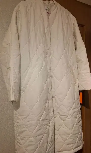 아메리칸 홀릭 경량 퀼팅 롱 코트