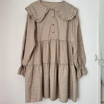 프릴 달린 체크 긴팔 셔츠