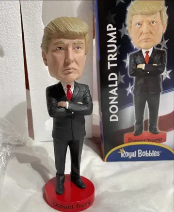도널드 트럼프 대통령 흔들 인형 보블헤드 피규어