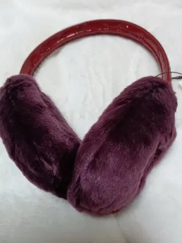 새상품 클레이사스 귀도리 와인 레드