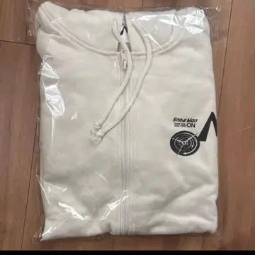 SnowMan 라이브 투어 ON 후드티 XL