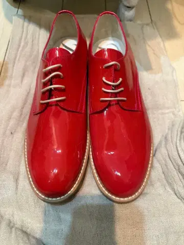 Pettin 빨간색 레이스업 슈즈