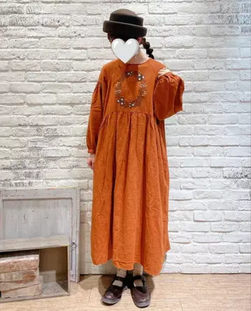 사만사 모스모스 마카베 앨리스 자수 원피스