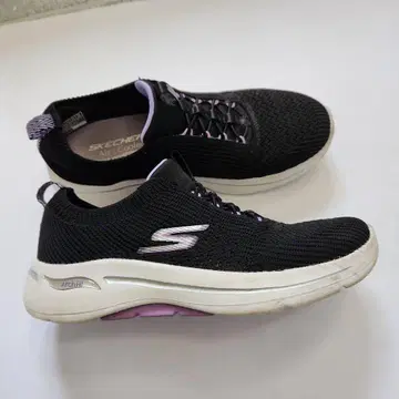 SKECHERS GO WALK ARCH FIT 24cm