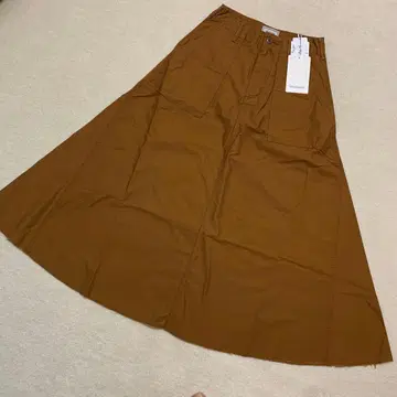 새상품 모나 스커트