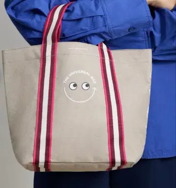 아냐 힌드마치 x 세이조 이시이 유니버셜 백 미니