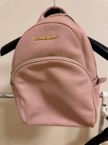 MICHAEL KORS 핑크 백팩