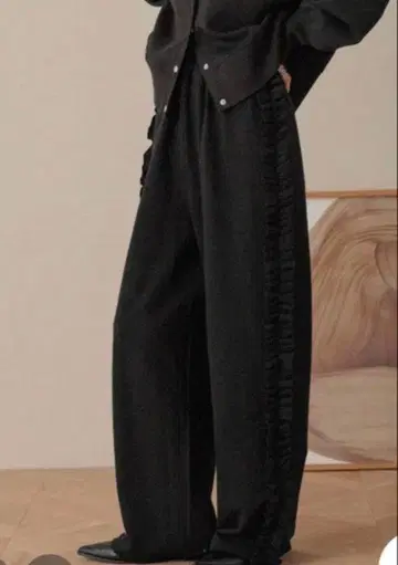 LOWRYS FARM 사이드 프릴 컷 팬츠 팬츠