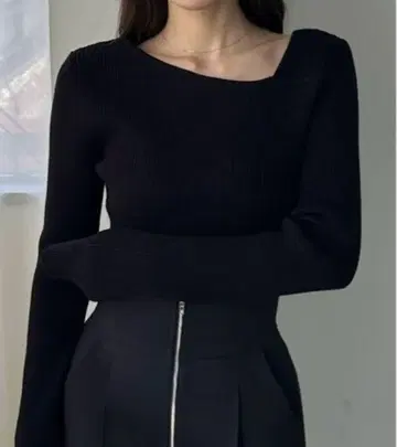 Louere 아지메 넥 리브 니트