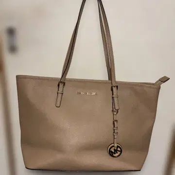 미사용품 MICHAEL KORS 베이지 토트백
