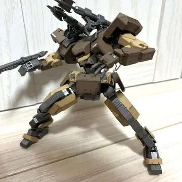 경계전기 HG 조하운드 프라모델