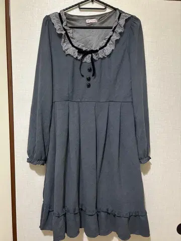 엑시즈팜 프릴 옷깃 원피스