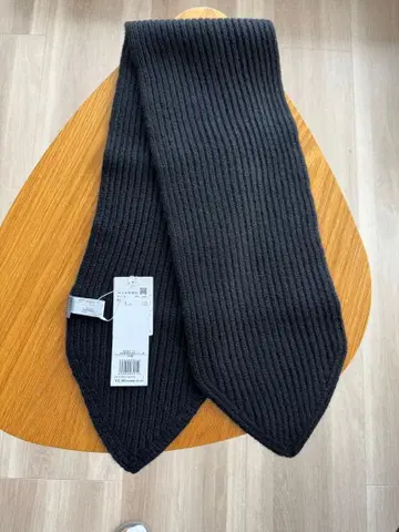 미사용 새상품 MARGARET HOWELL 리브 머플러 블랙